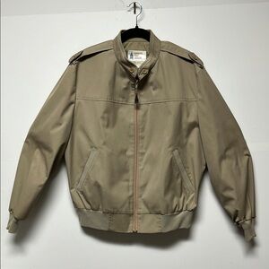 Vintage Men's Khaki Windbreaker  BomberJacket by London Fog Size 44 Reg